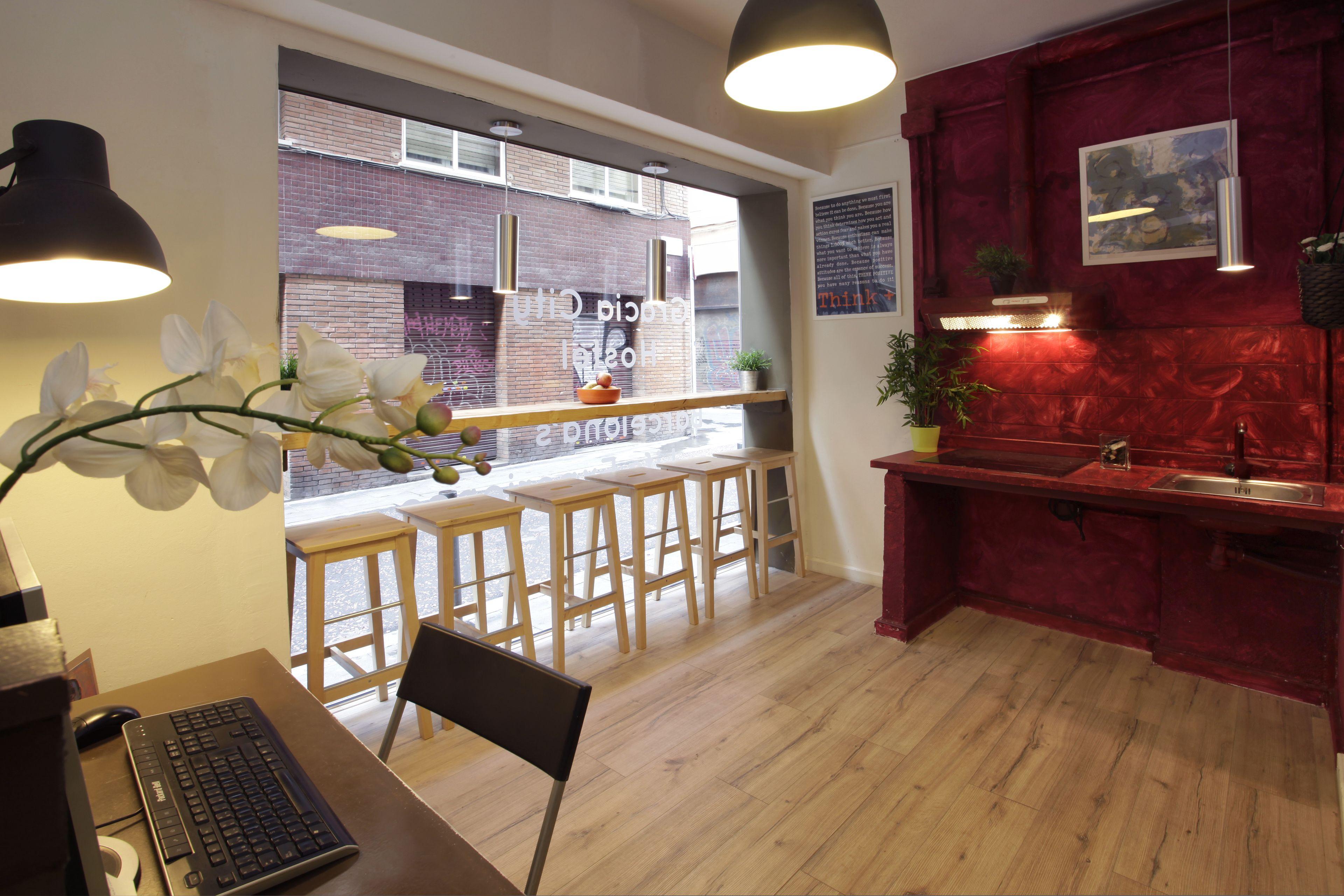 Gracia City Hostel - Barcelona — Photos 3