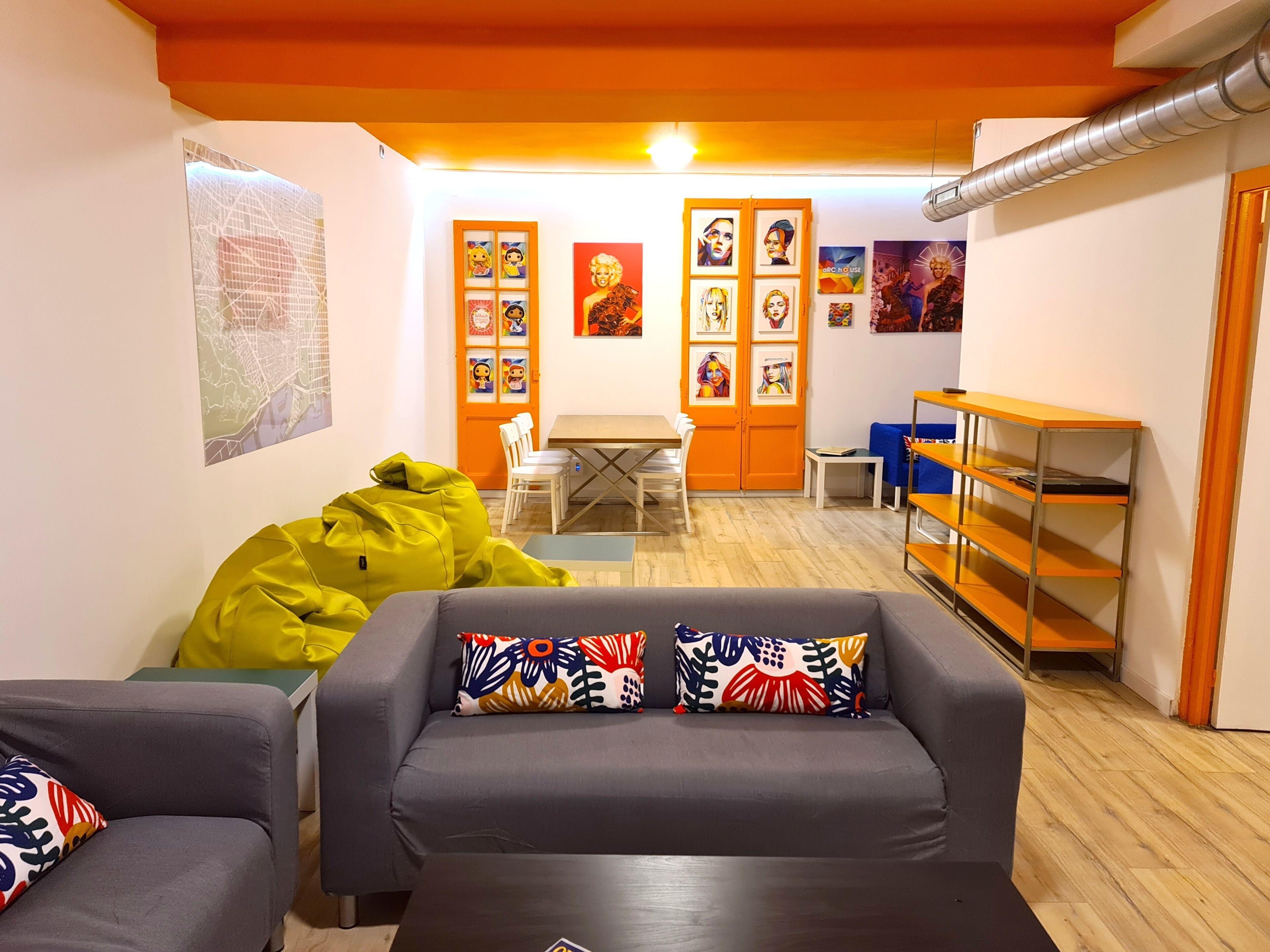 Gracia City Hostel - Barcelona — Photos 2